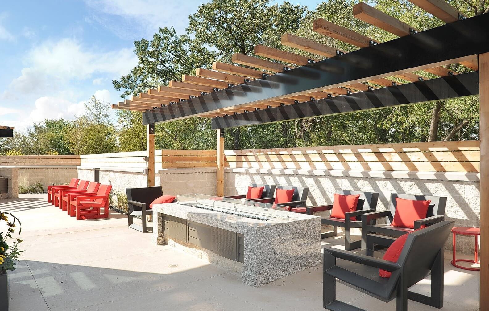 Red44 Apartments in Rochester, MN